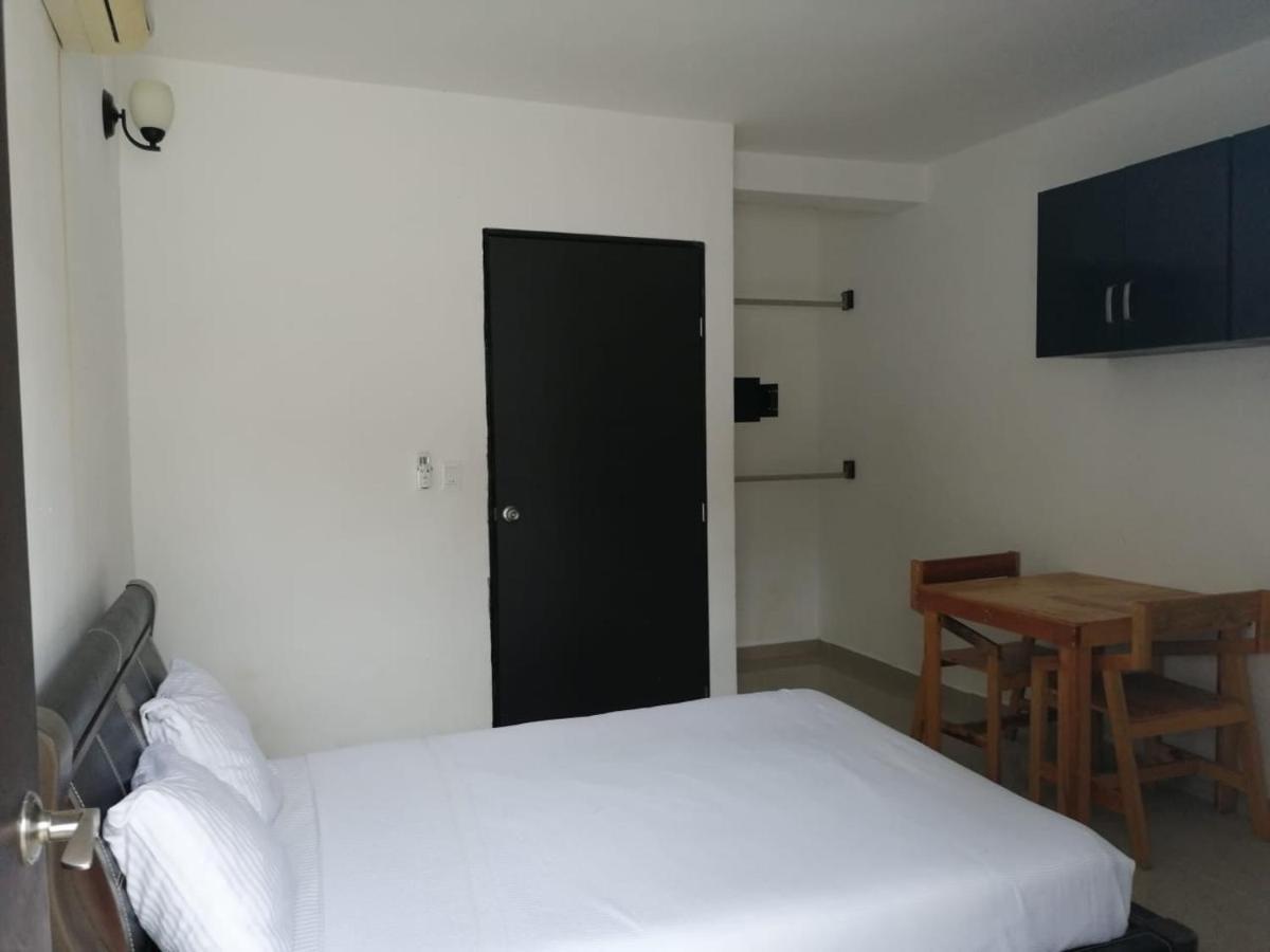 Calle 22 By 770 Apartments プレヤデルカーメン エクステリア 写真